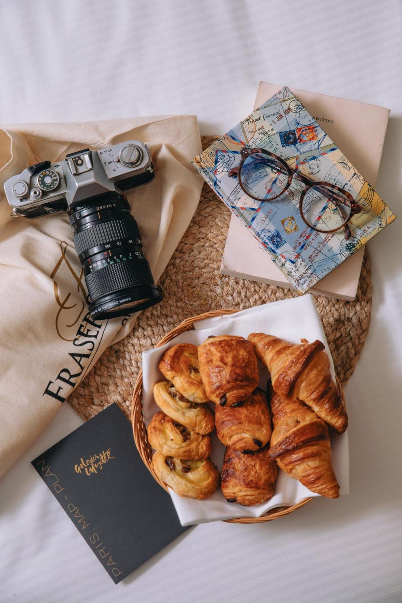 קורבוו Fraser Suites Paris La Defense מראה חיצוני תמונה Croissants