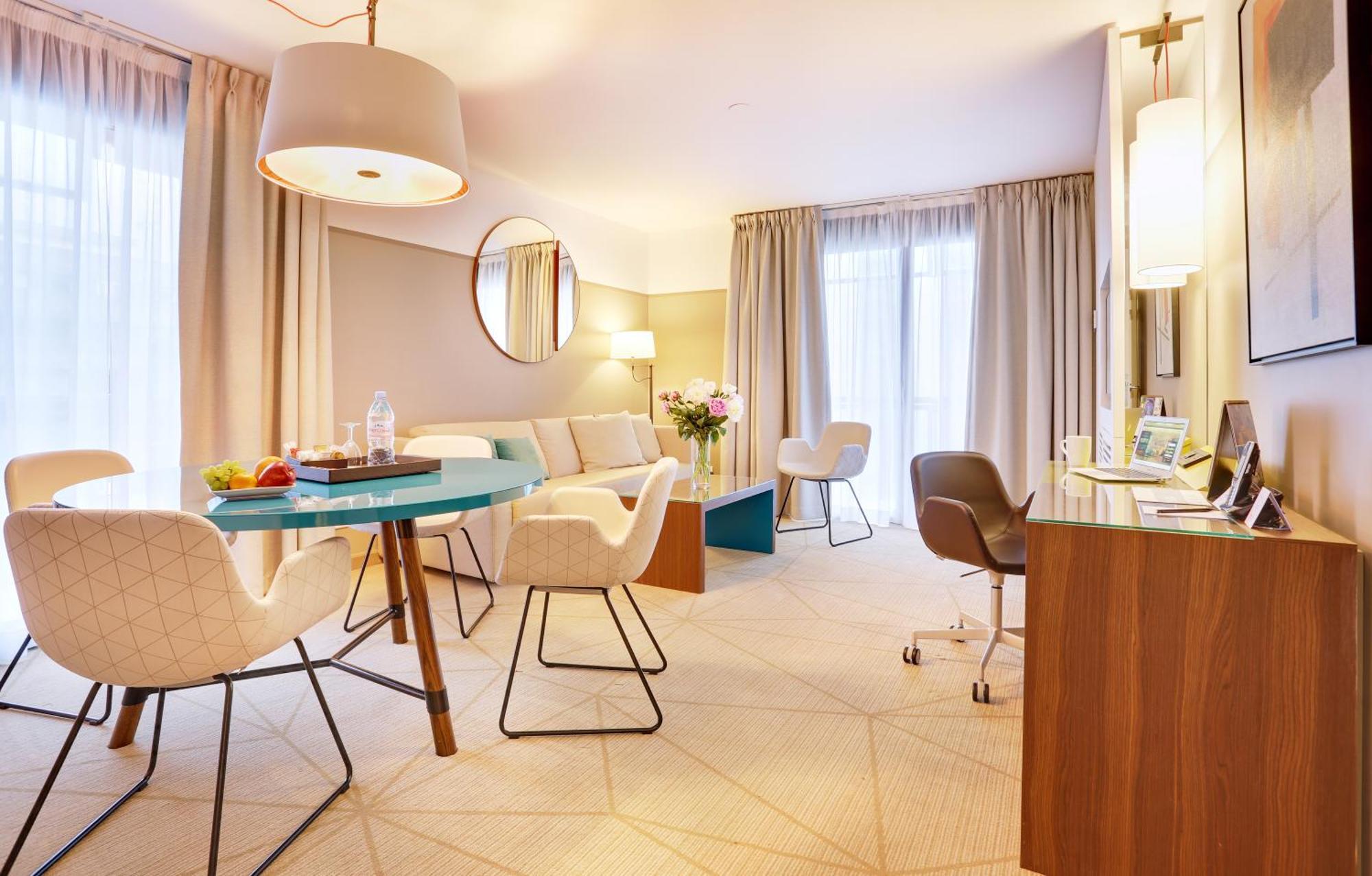 קורבוו Fraser Suites Paris La Defense מראה חיצוני תמונה